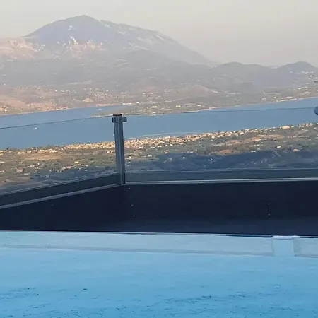 Aliki's Maison By An Infinity Pool * Lixouri